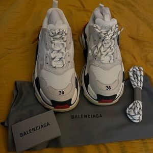 Balenciaga Triple S